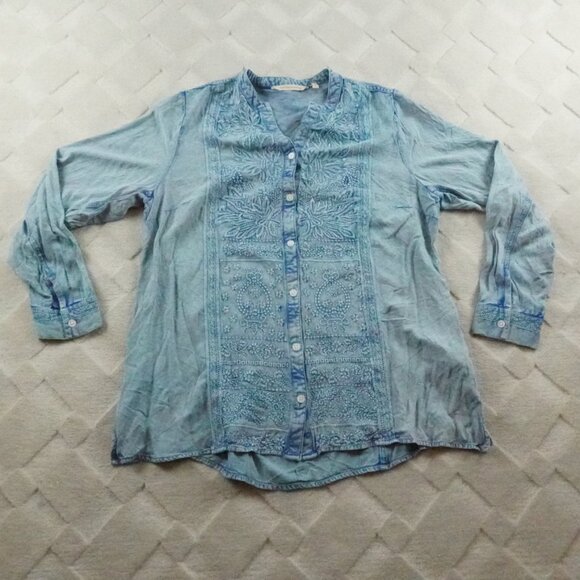 Soft Surroundings Tops - Soft Surroundings Floral Embroidered Chambray Shirt Womens Medium Blue Button Up